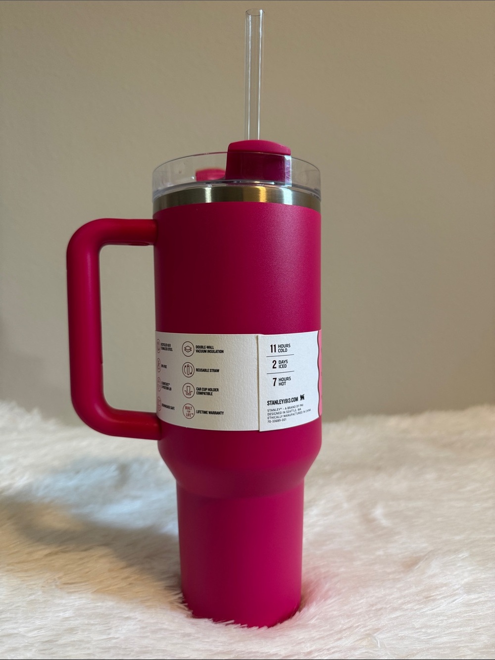 STANLEY Cosmic Pink Valentines
40oz Tumbler (Target Exclusive) -
NWT - Picture 3 of 6
